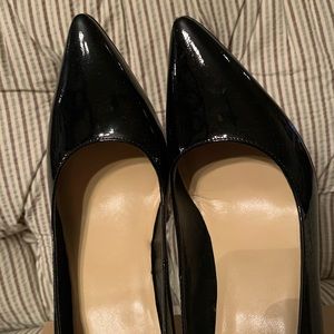 Cole Haan black heeled shoes